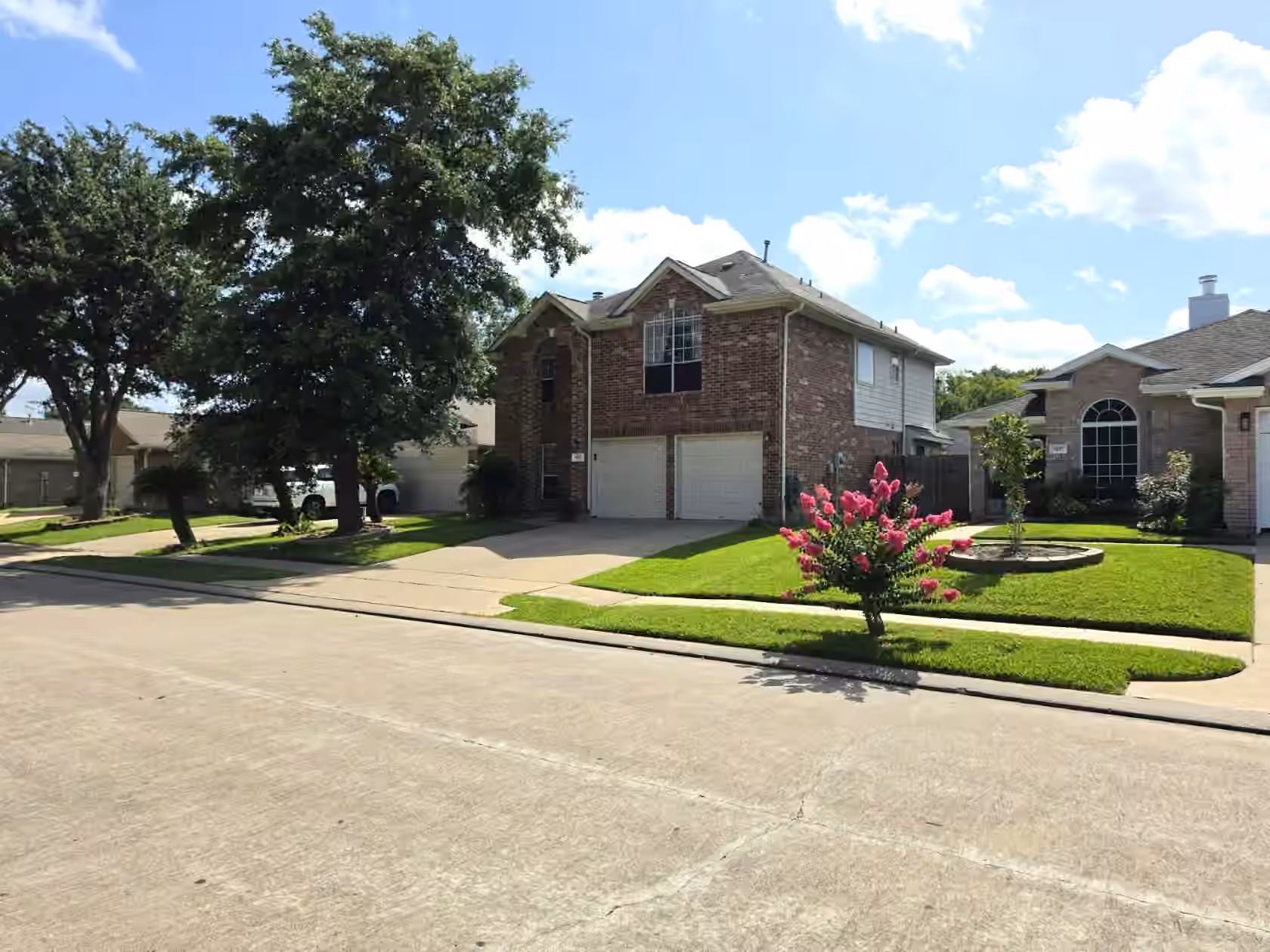 Photo 2 of 9023 Dragonwood Trail, Houston, TX