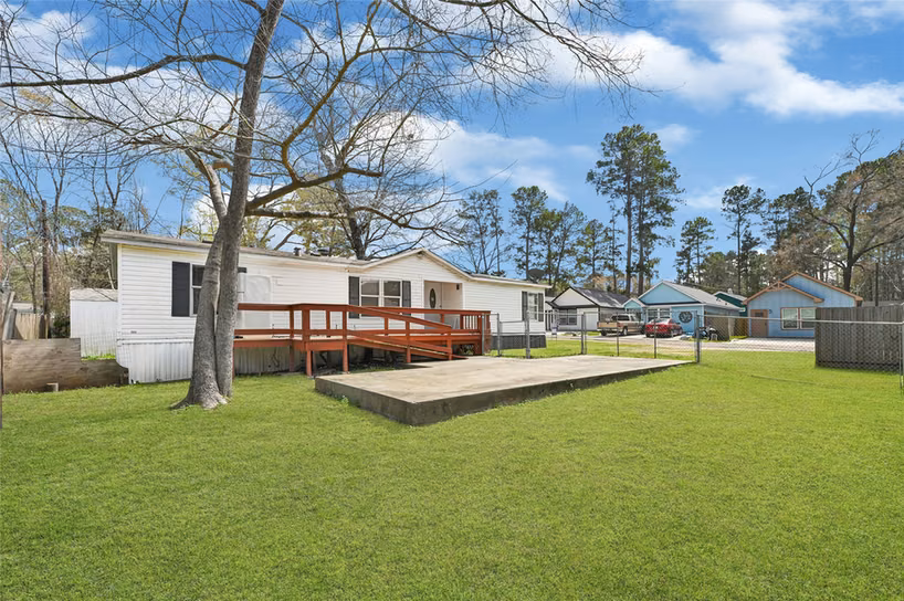Photo 2 of 9586 Darkwood Street, Willis, TX