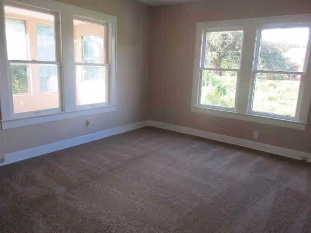 Photo 6 of 110 Spencer Street, Brazoria, TX