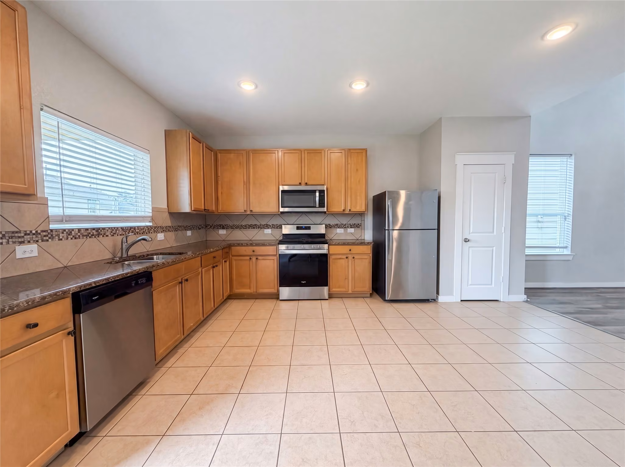 Photo 2 of 40828 Mostyn Hill Drive, Magnolia, TX
