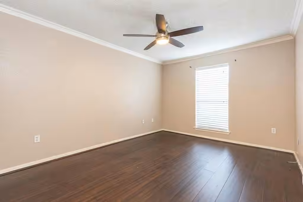 Photo 5 of 250 El Dorado Boulevard 161, Houston, TX