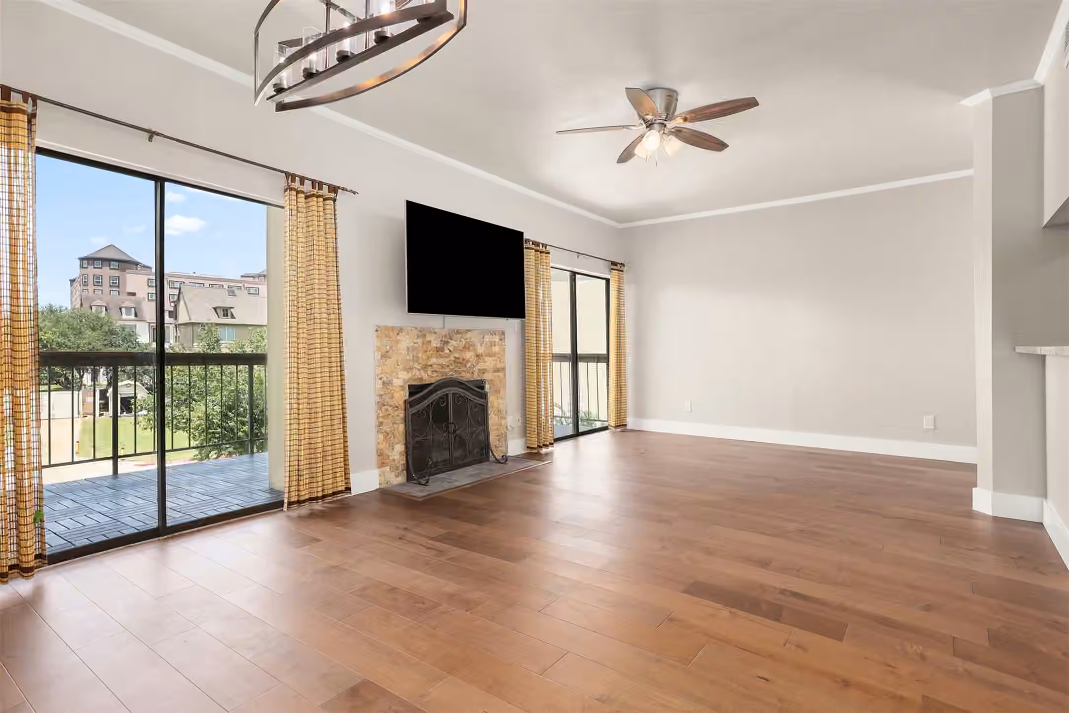 Photo 5 of 18809 Egret Bay Boulevard 214, Webster, TX