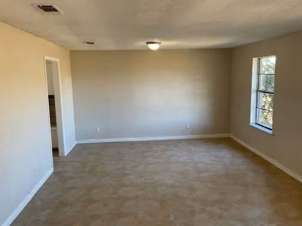 Photo 7 of 2068 Tx-36, Brazoria, TX