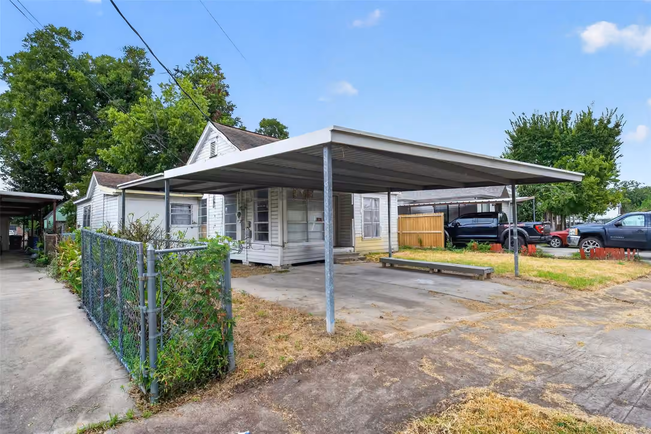 Photo 2 of 7003 Myrtle Street, Houston, TX