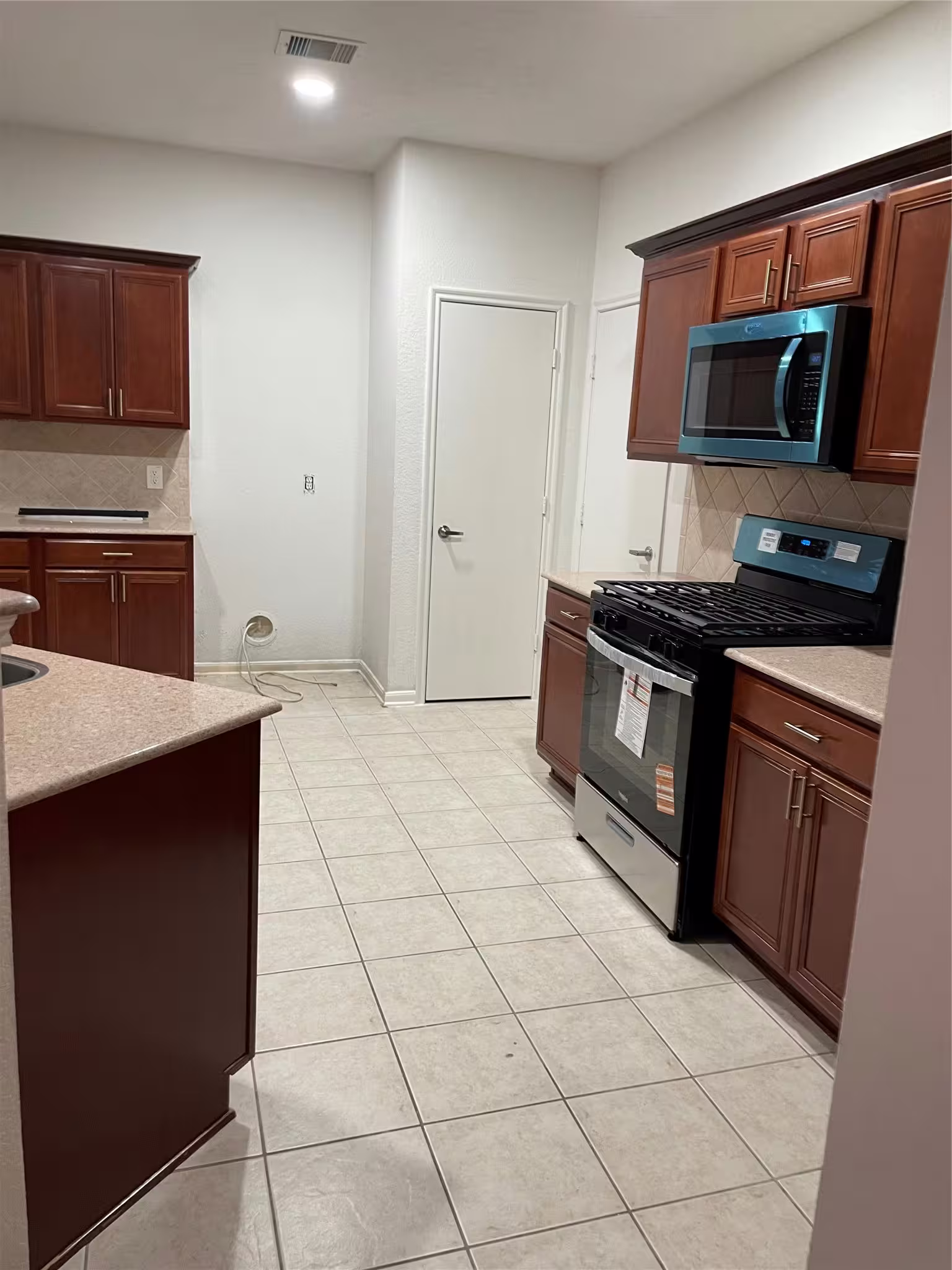 Photo 6 of 7110 Liberty Creek Trail, Houston, TX