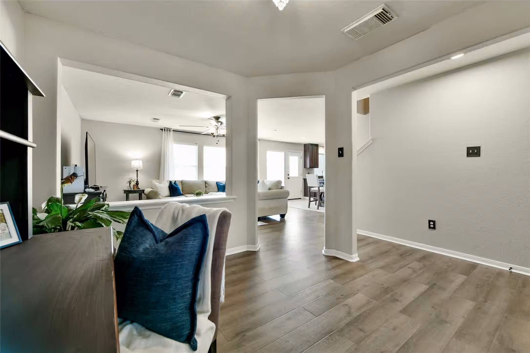 Photo 6 of 9310 Windy Spring Lane, Houston, TX