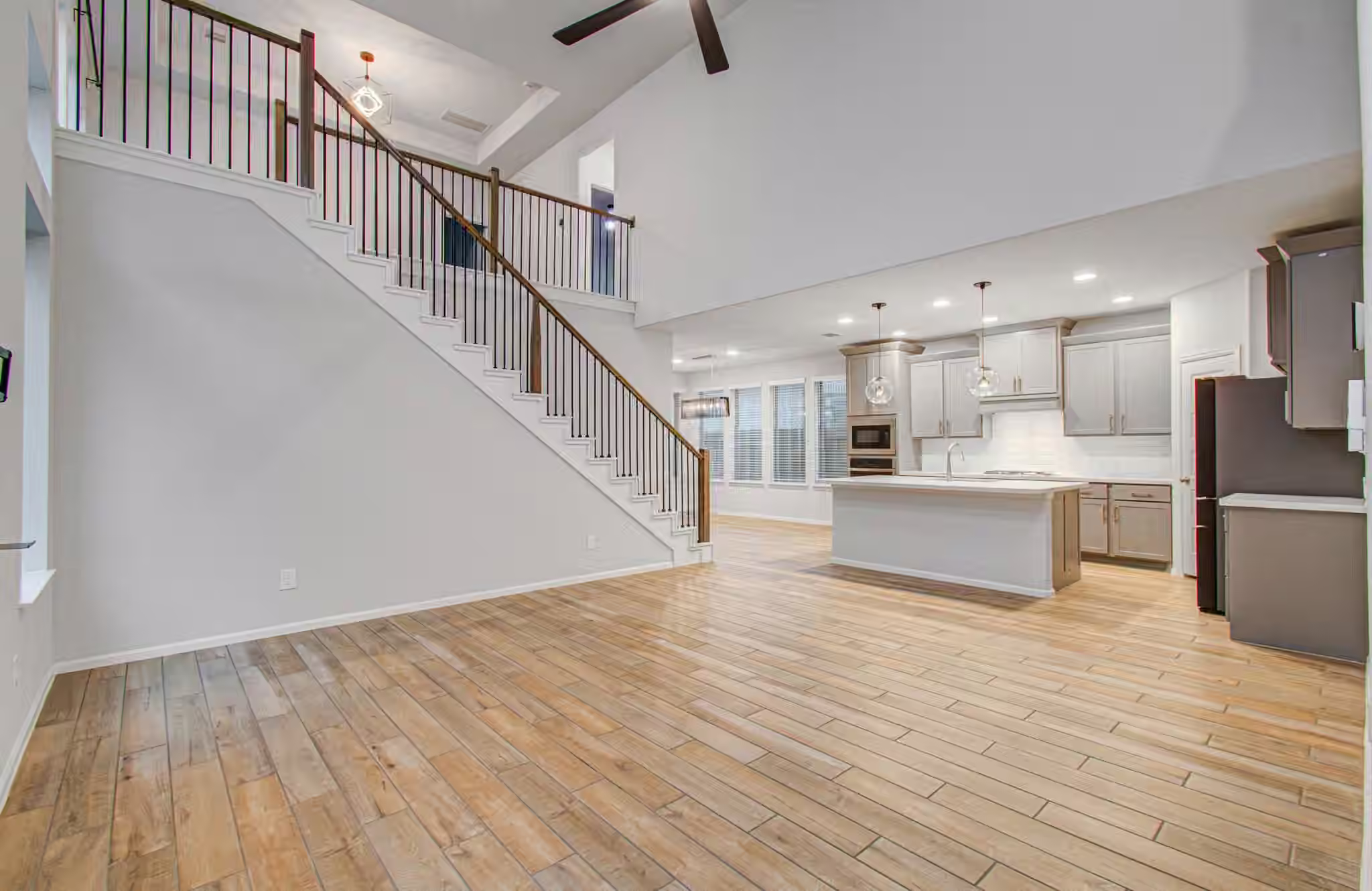 Photo 4 of 26002 Horizon Star Lane, Richmond, TX