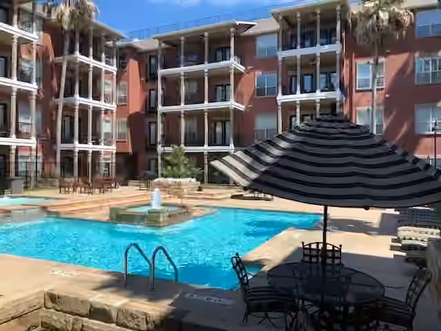 Photo 2 of 2400 Mccue Road 430, Houston, TX