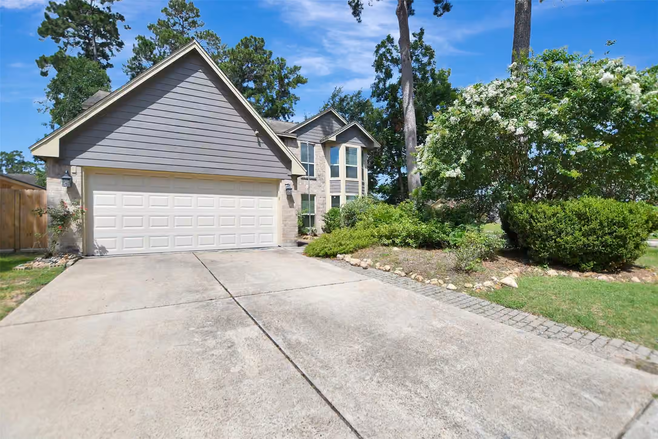Photo of 17327 Thorhill Street, Spring, TX 77379