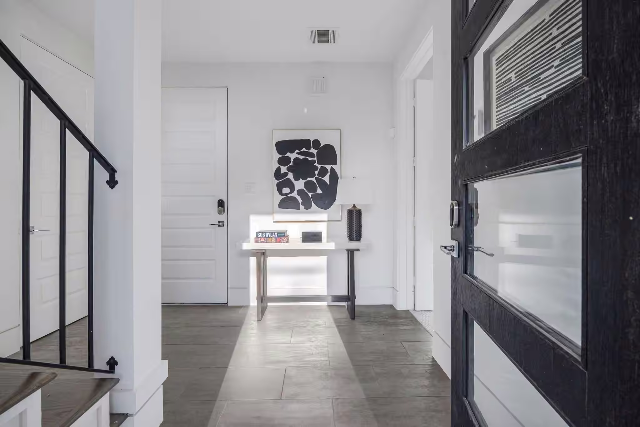 Photo 7 of 7327 Shadyvilla Pointe Drive, Houston, TX
