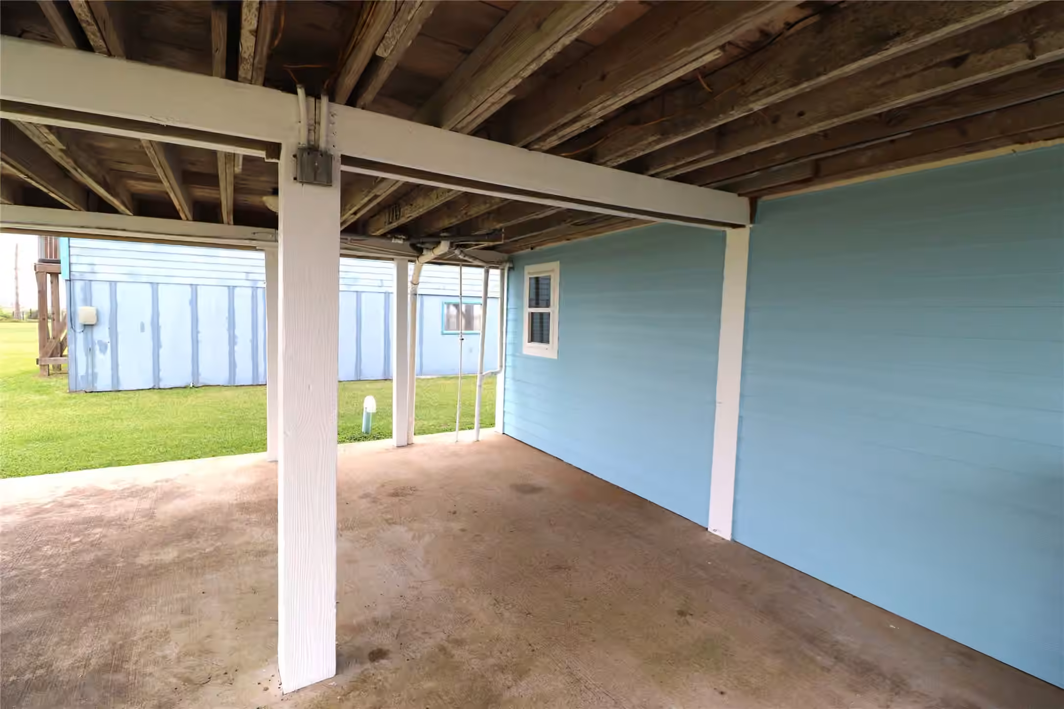 Photo 5 of 1771 Private Road 675, Sargent, TX