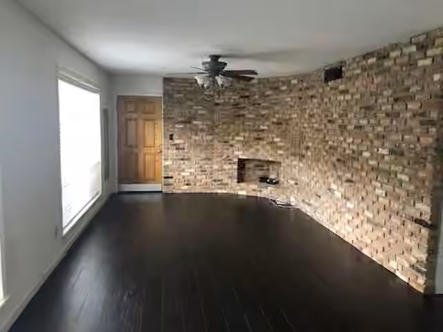 Photo 2 of 2101 Fountain View Drive 77B, Houston, TX
