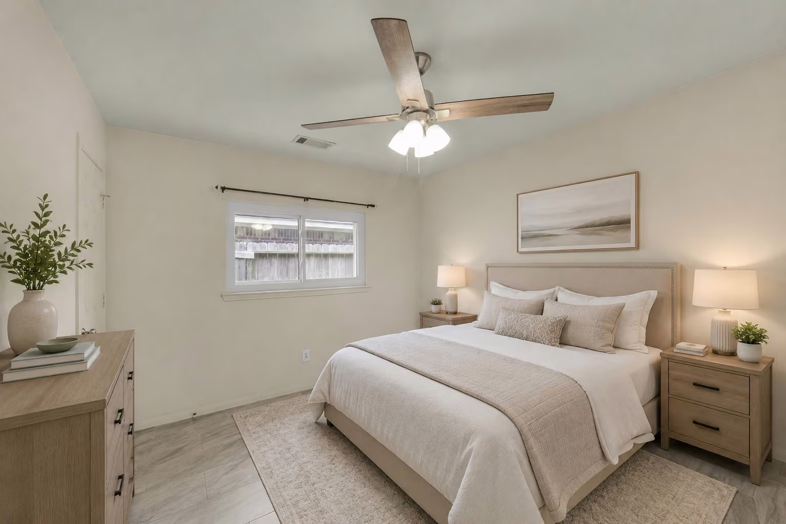 Photo 3 of 14606 Vaughnville Drive, Houston, TX