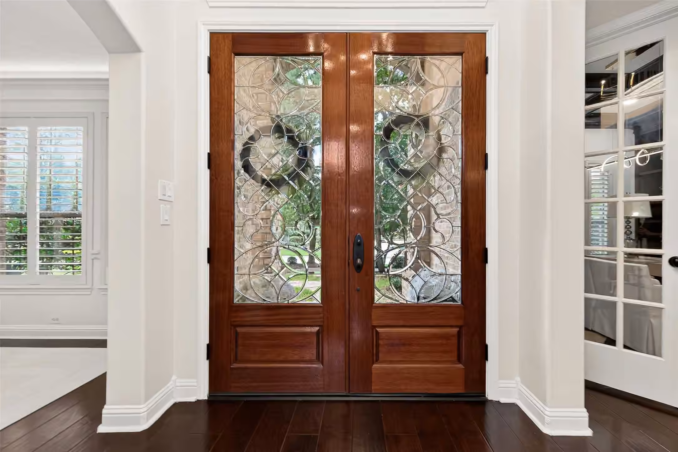 Photo 4 of 15 Veilwood Circle, The Woodlands, TX