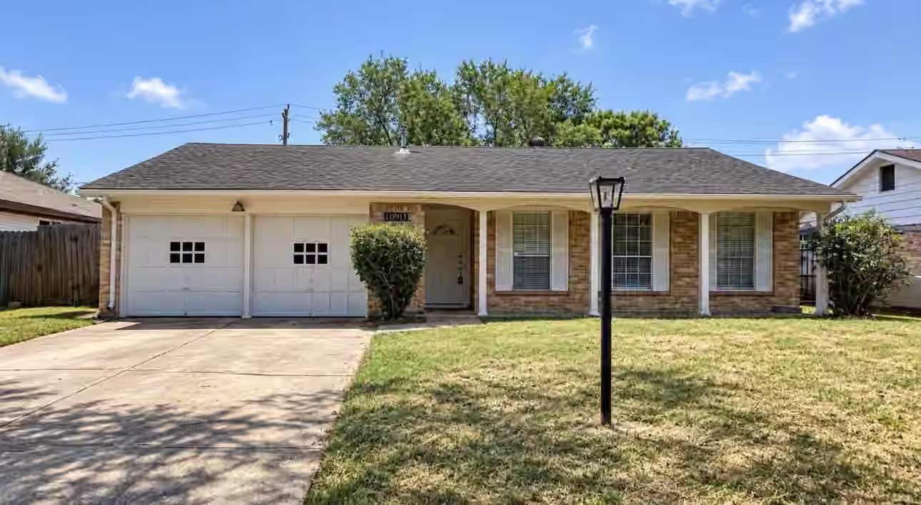 Photo of 10911 Sageleaf Lane, Houston, TX