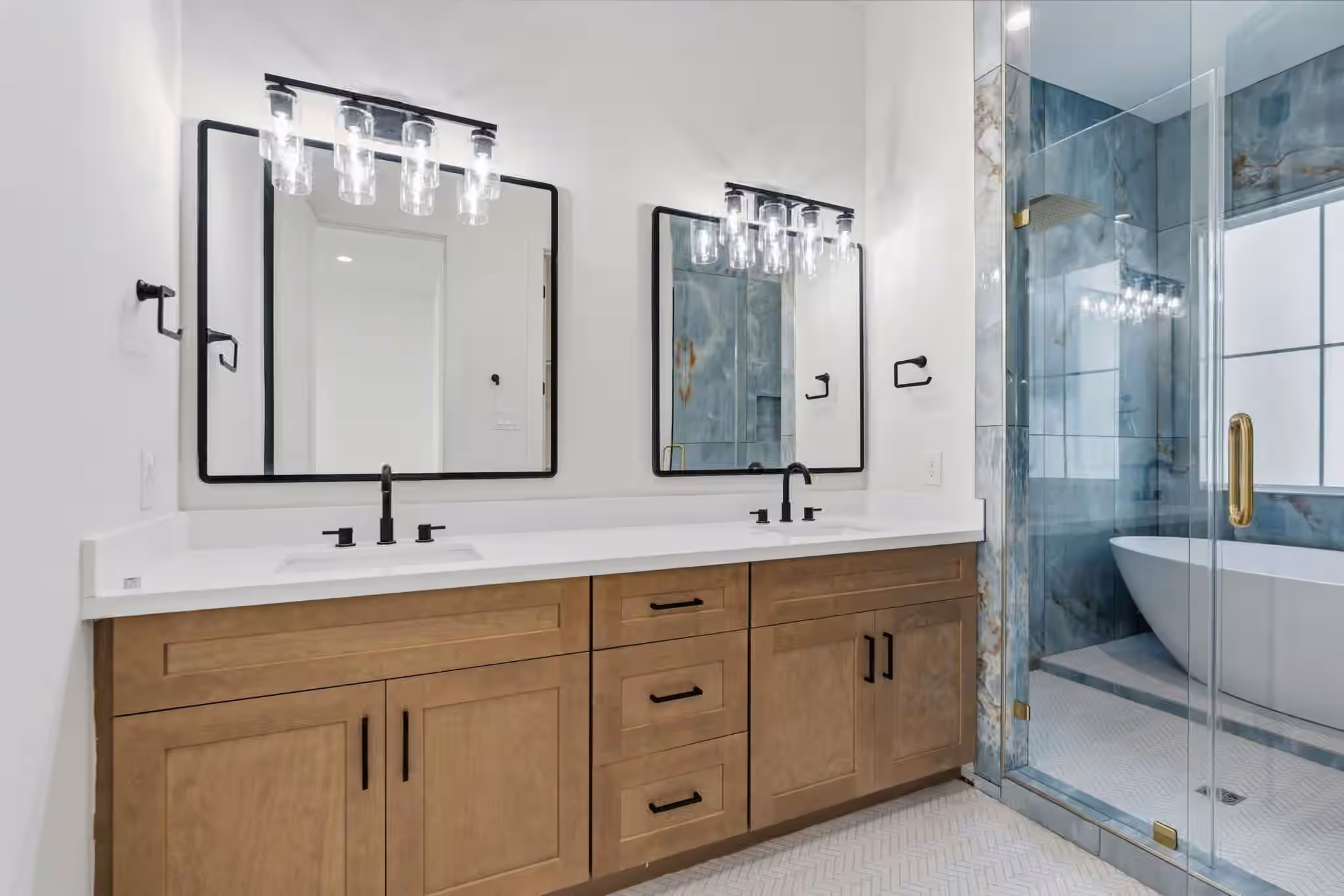 Photo 2 of 1140 W 16th Street, Houston, TX