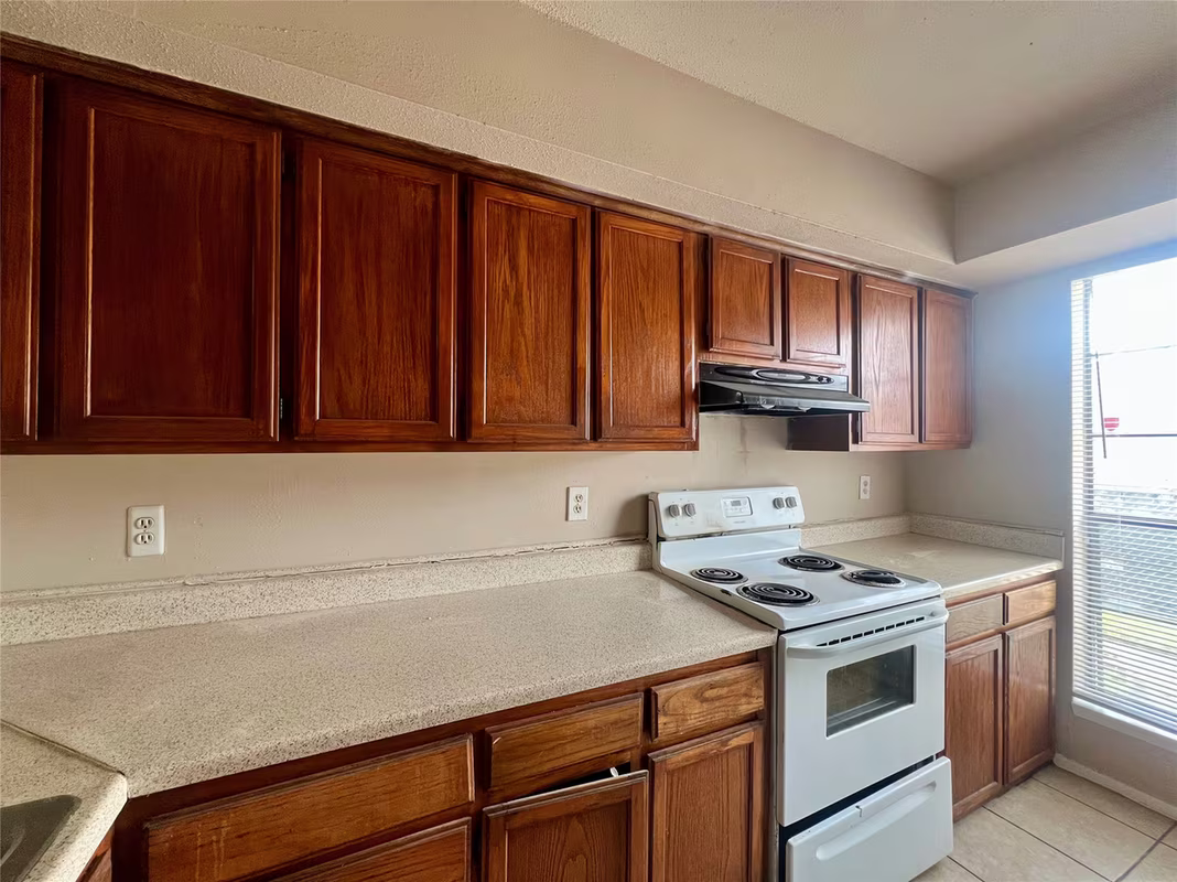 Photo 2 of 12652 Windsor Village Drive 2652, Houston, TX