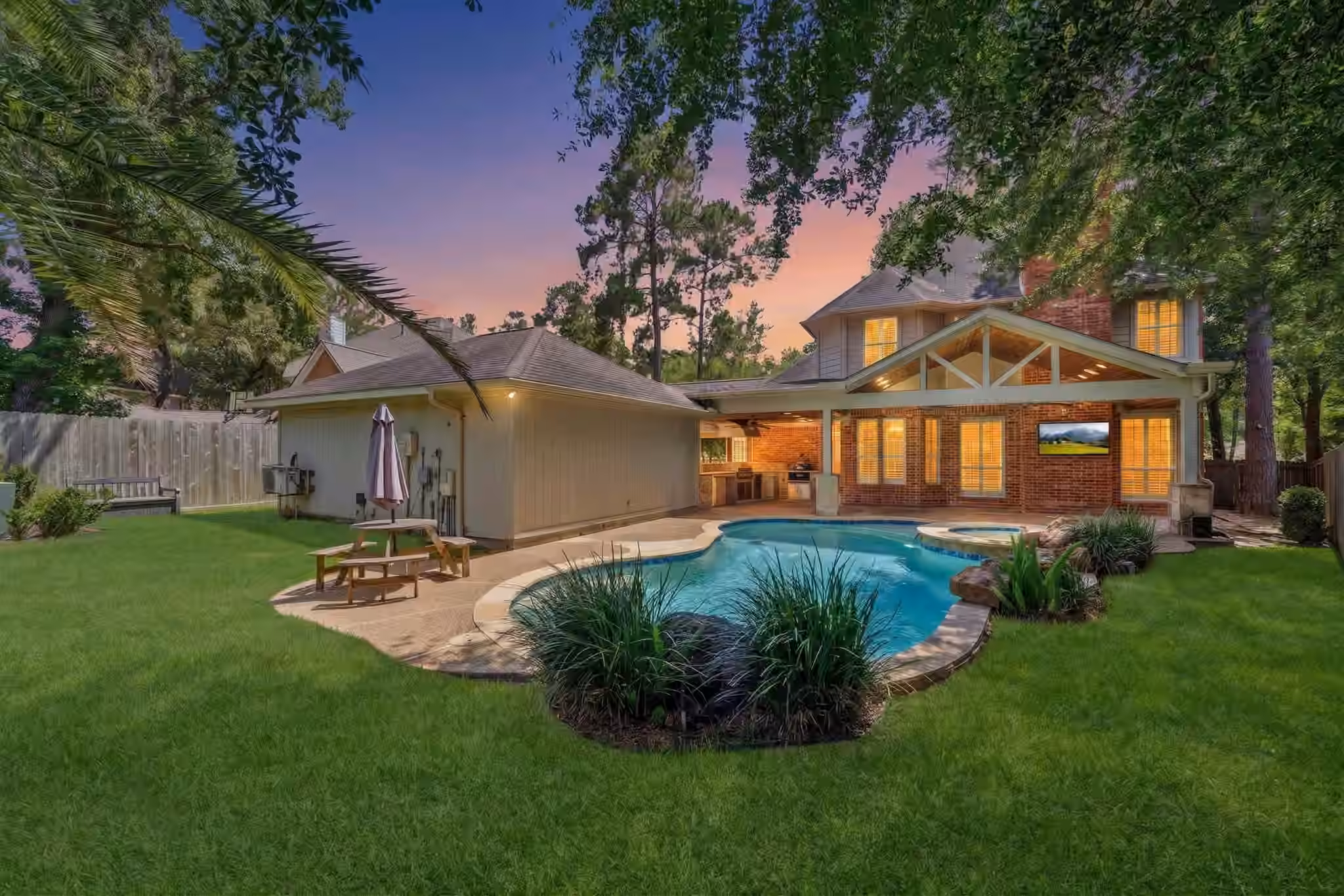Photo of 26 Shady Pond Place, The Woodlands, TX
