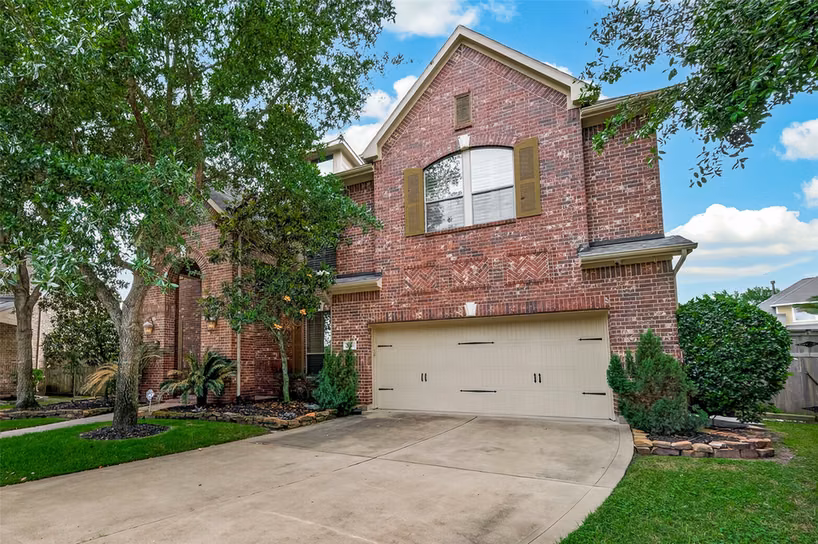 Photo 3 of 27411 Manor Falls Lane, Fulshear, TX