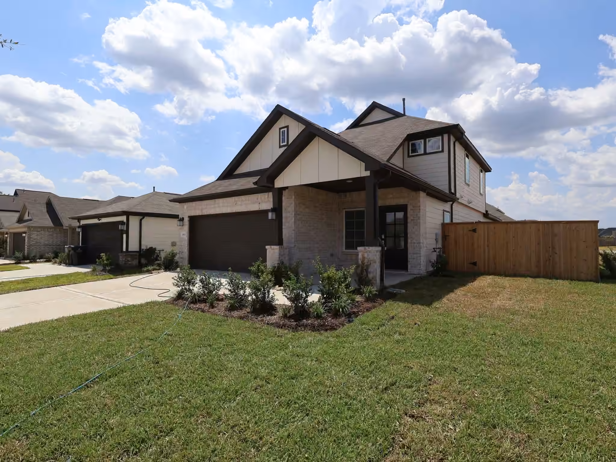 Photo 2 of 16826 Cockspur Hawthorn Lane, New Caney, TX