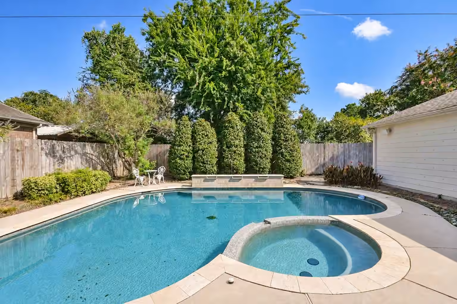 Photo 2 of 19002 Appletree Hill Lane, Houston, TX