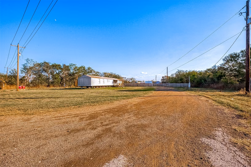 Photo 5 of 100 Mulcahy Street 264, Damon, TX
