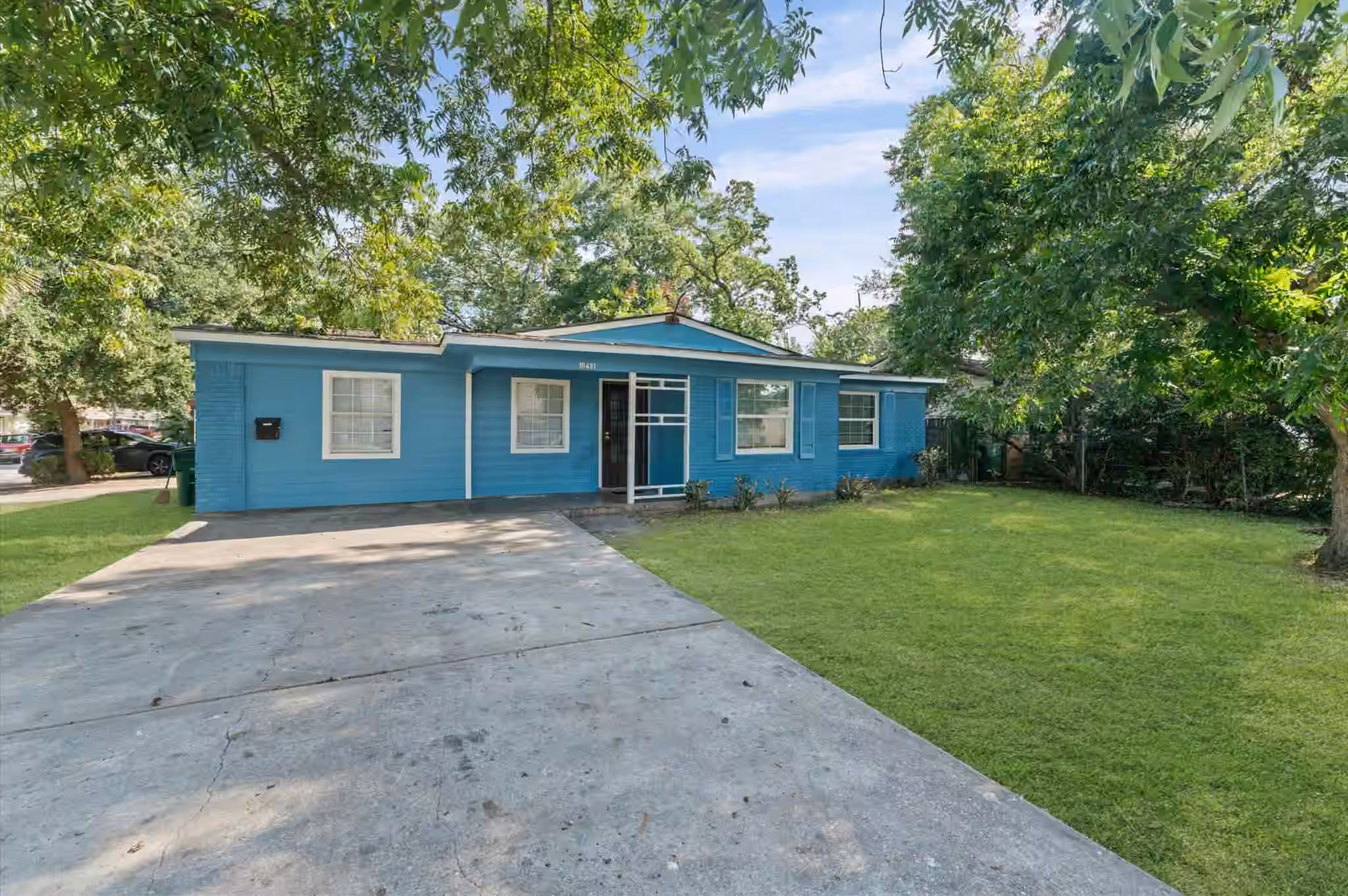 Photo of 10401 Bessemer Street, Houston, TX