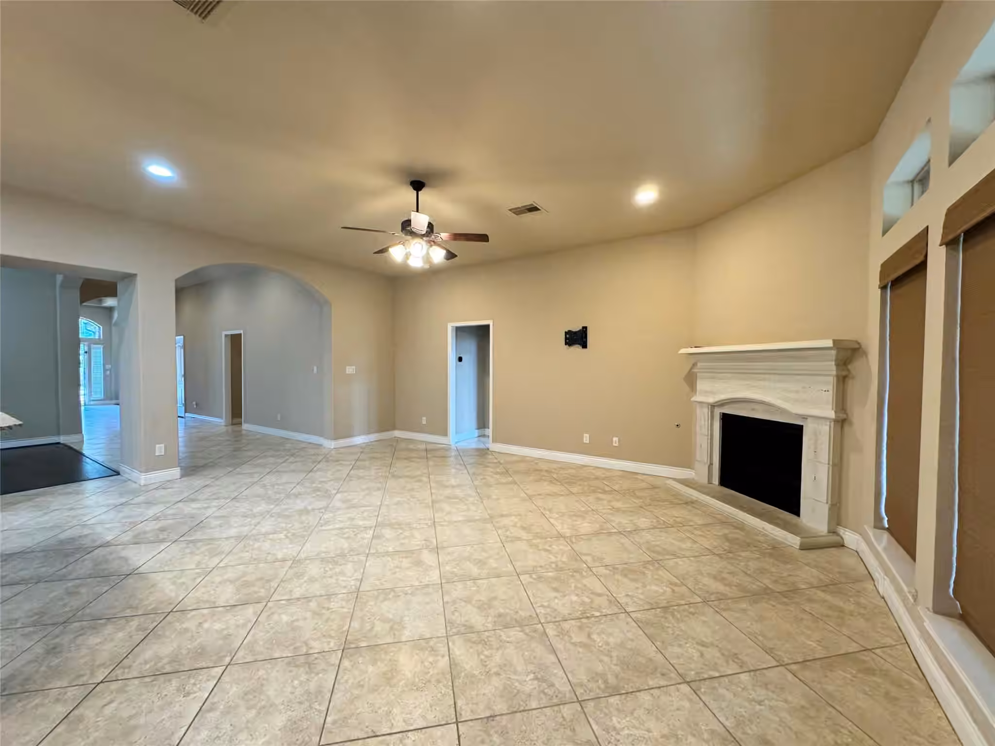 Photo 5 of 29006 Havenport Drive, Katy, TX