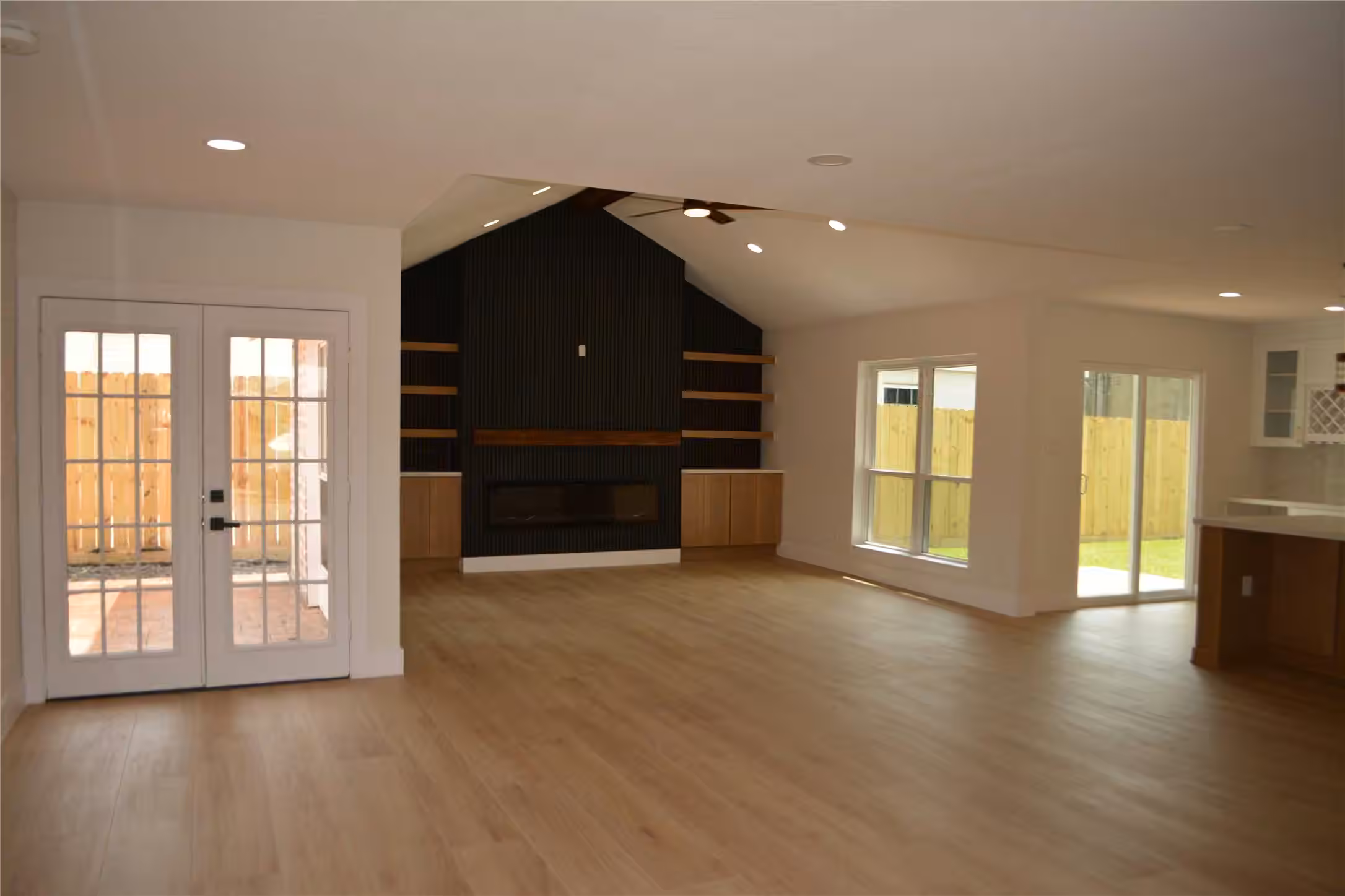 Photo 6 of 418 Briar Hill Drive, Houston, TX