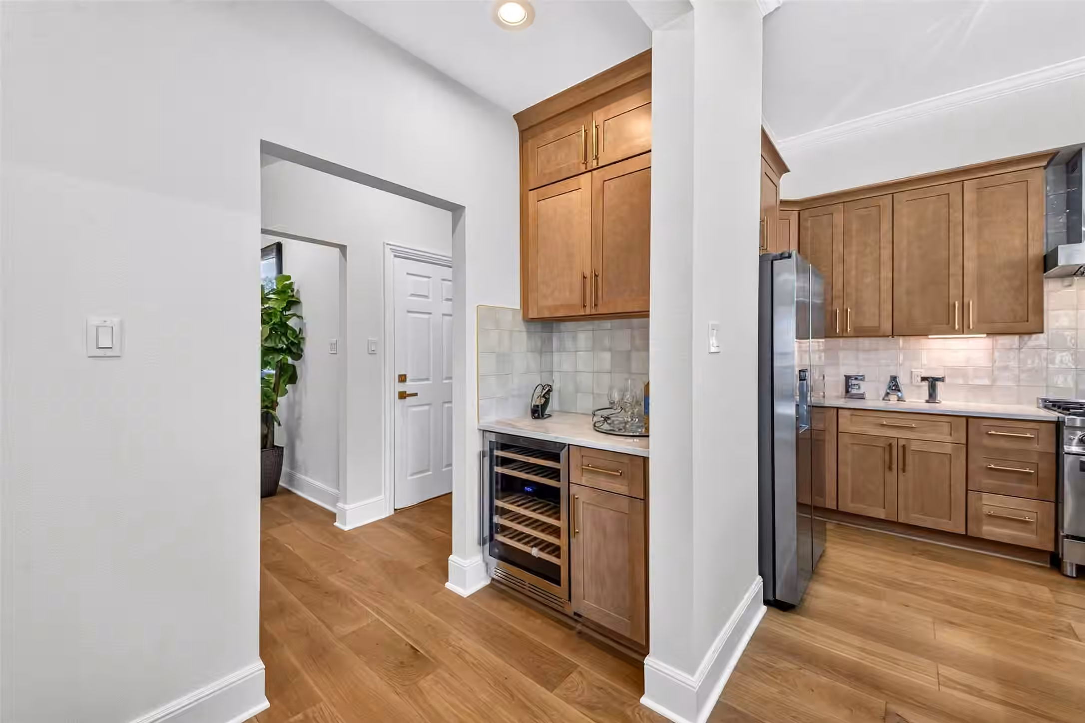 Photo 5 of 46 Pebble Cove Drive, The Woodlands, TX