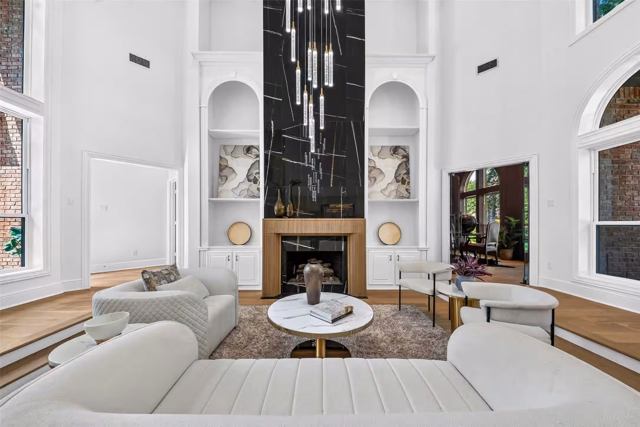 Photo 6 of 46 Pebble Cove Drive, The Woodlands, TX