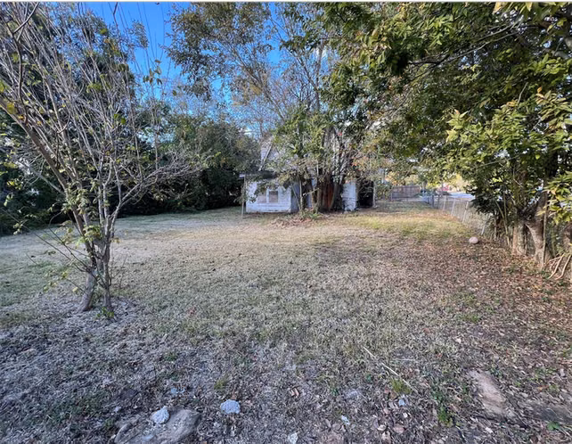 Photo 5 of 6624 Foster Street, Houston, TX
