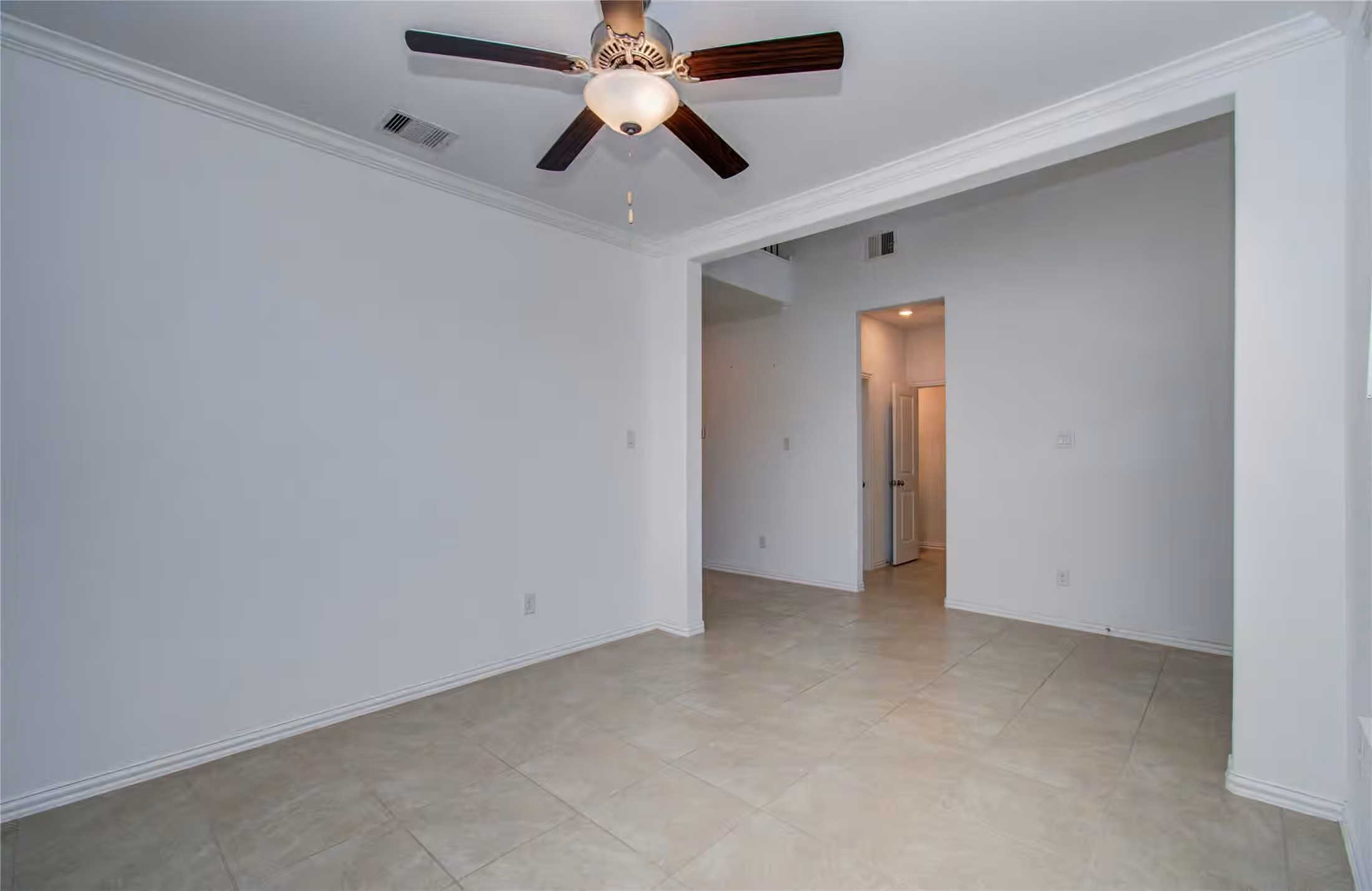 Photo 6 of 1706 Country Air Lane, Missouri City, TX