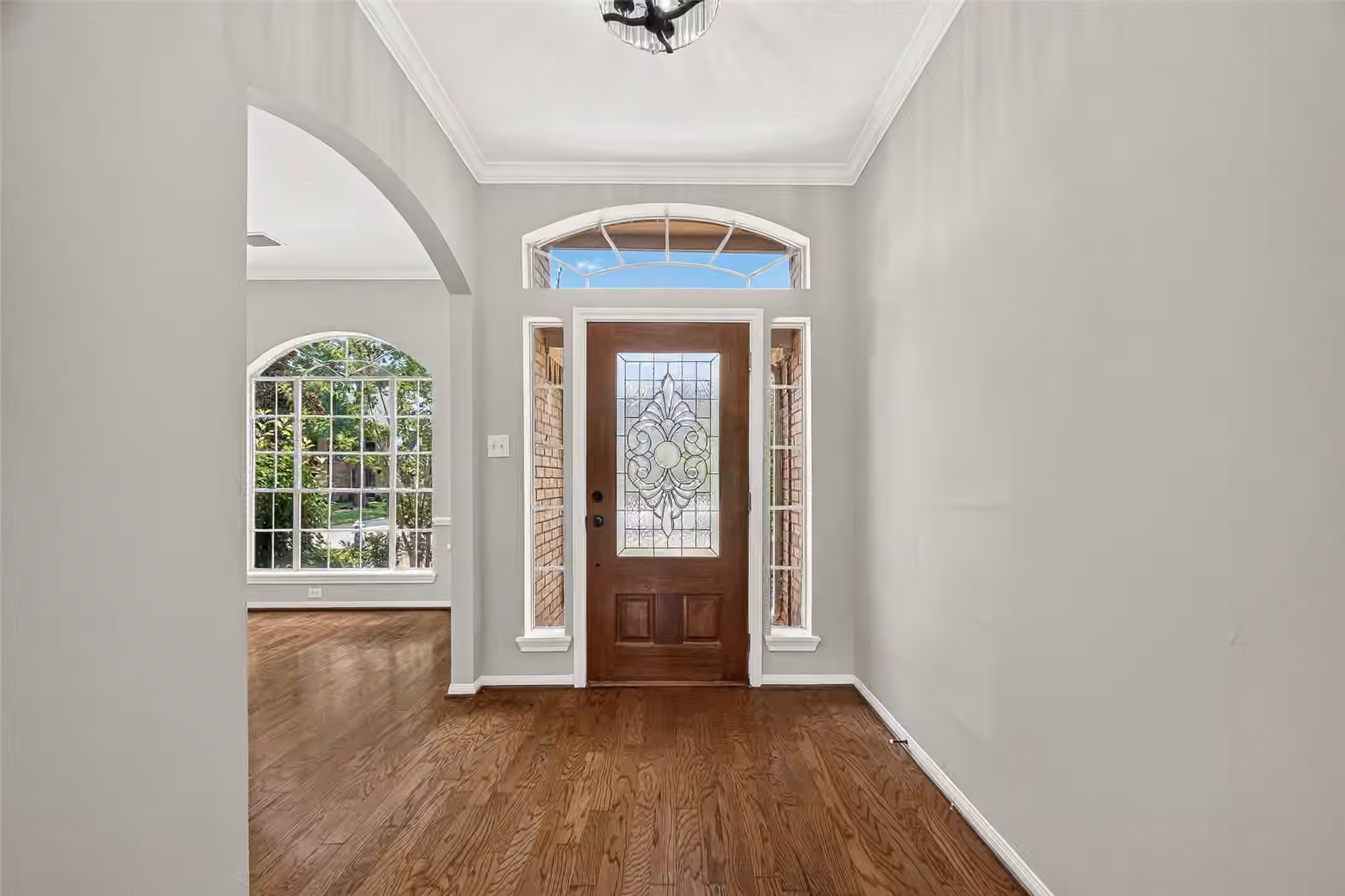 Photo 4 of 12823 Lady Jane Court, Houston, TX