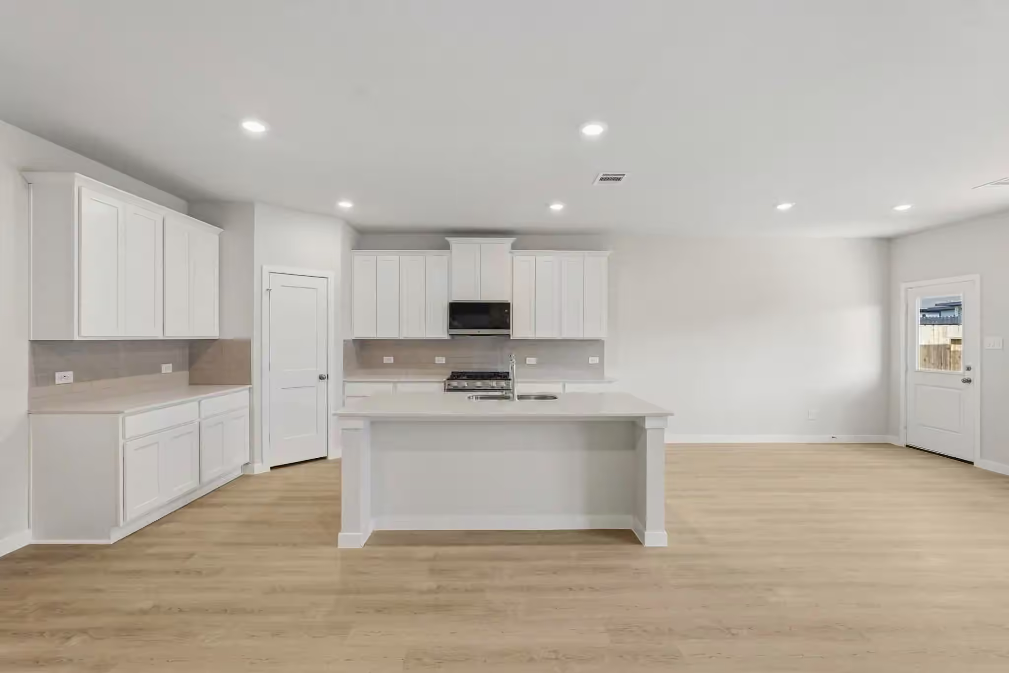 Photo 7 of 25443 Blossom Court, Montgomery, TX