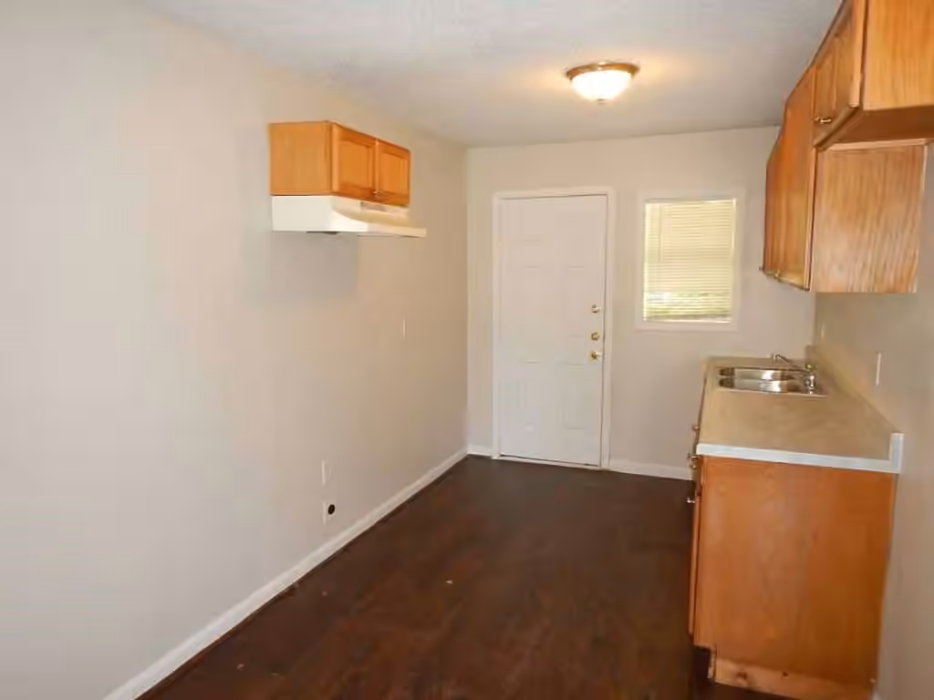 Photo 5 of 10109 Fairland Drive, Houston, TX