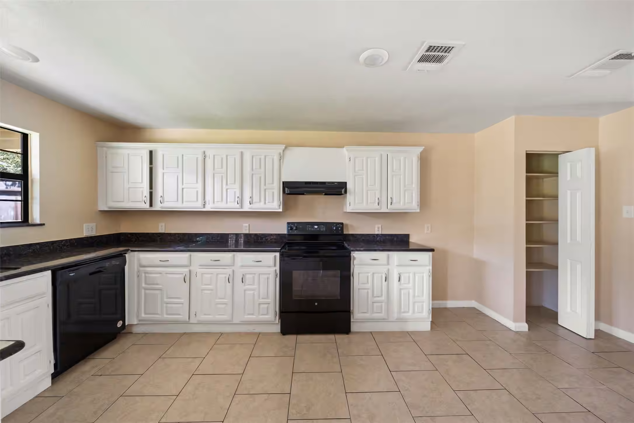 Photo 3 of 16822 Judyleigh Drive, Houston, TX