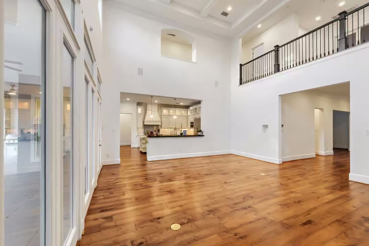 Photo 6 of 27 Johnathan Landing Court, The Woodlands, TX