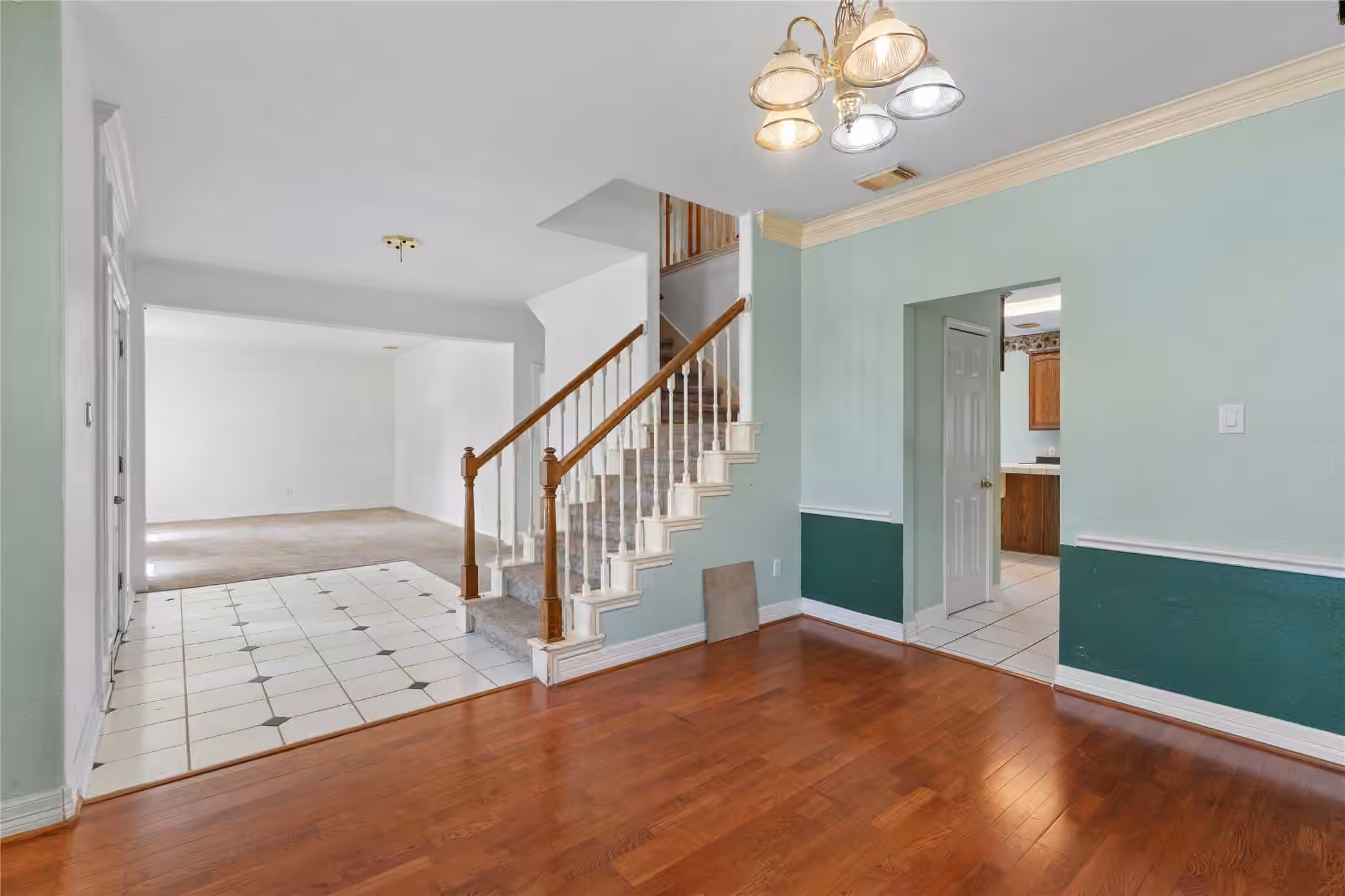 Photo 4 of 5819 Eldridge Glen Drive, Houston, TX