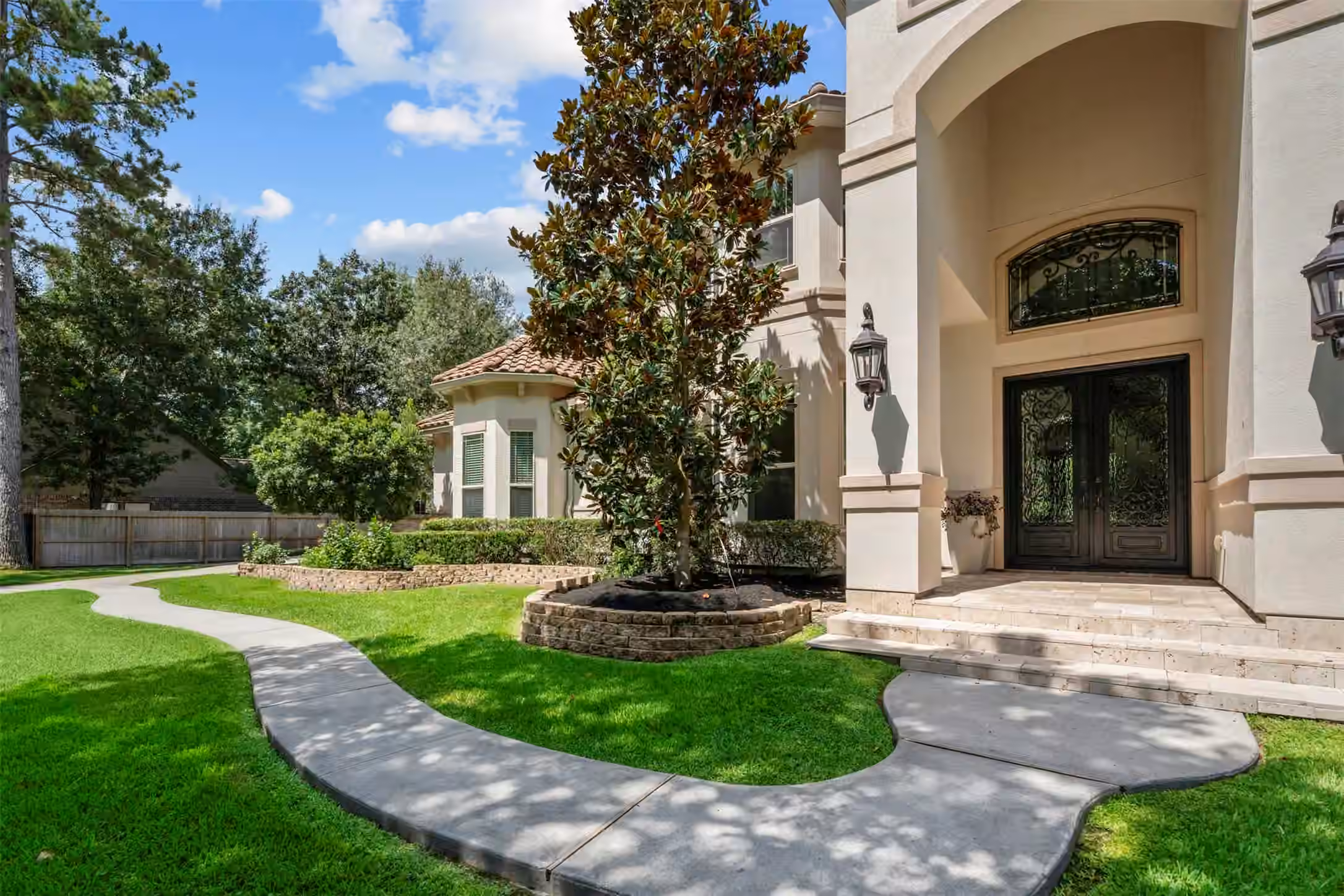 Photo 6 of 27715 E Benders Landing Boulevard, Spring, TX