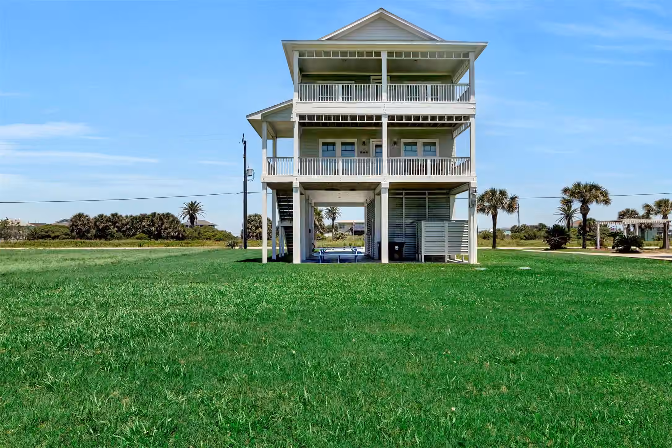 Photo 3 of 18515 Shaman Drive, Galveston, TX
