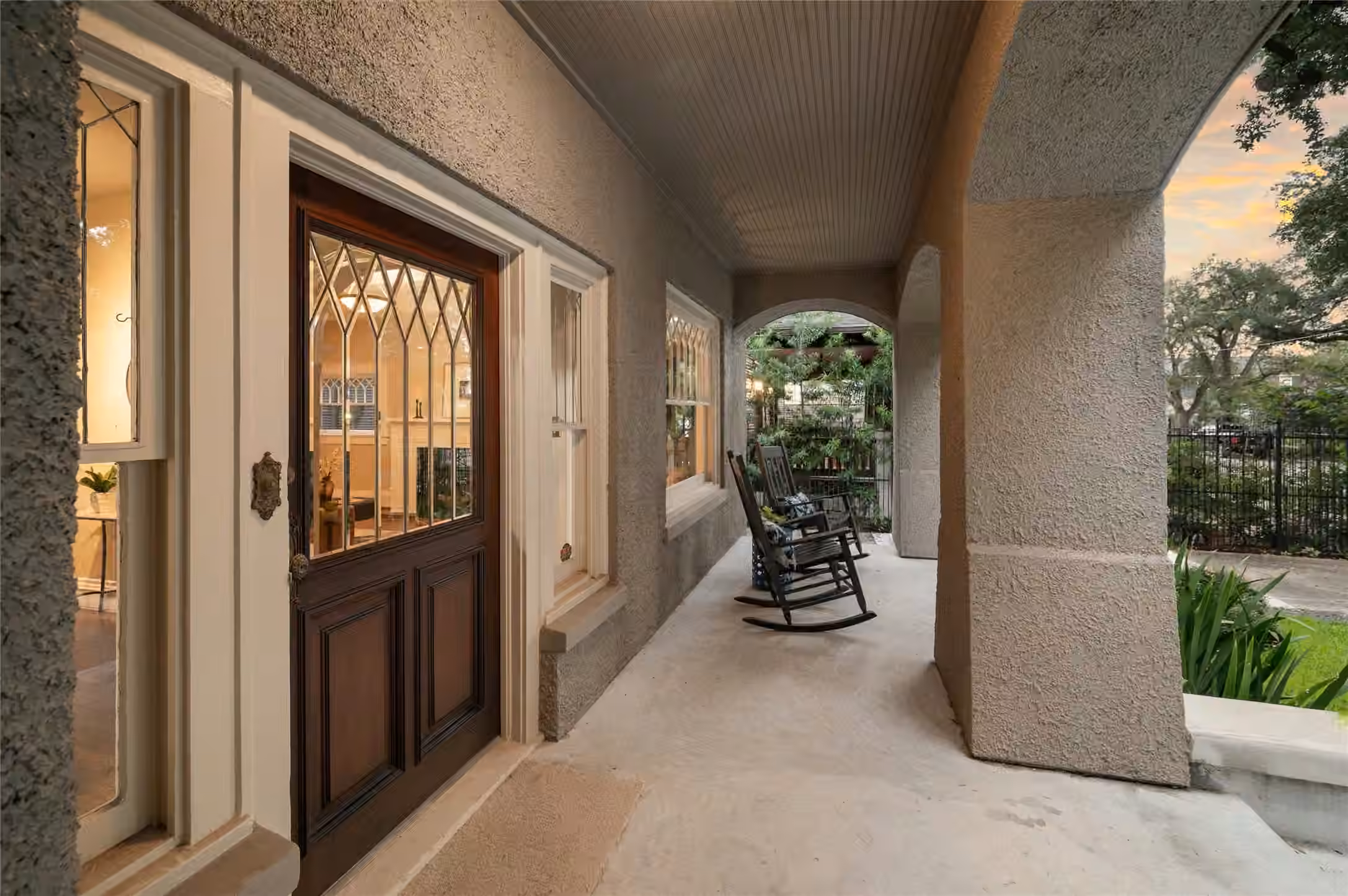 Photo 6 of 816 Kipling Street, Houston, TX