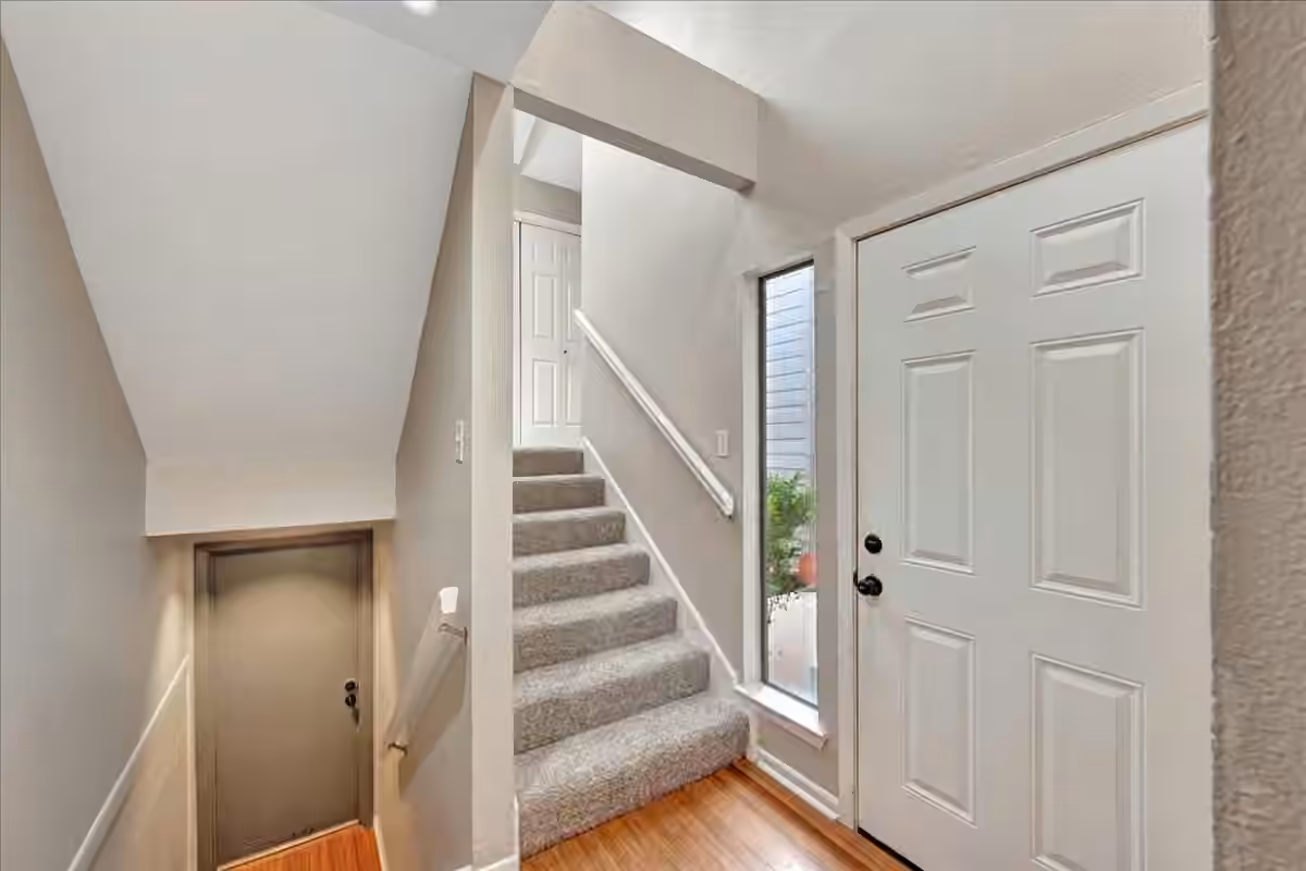 Photo 5 of 18022 Bal Harbour Drive, Houston, TX