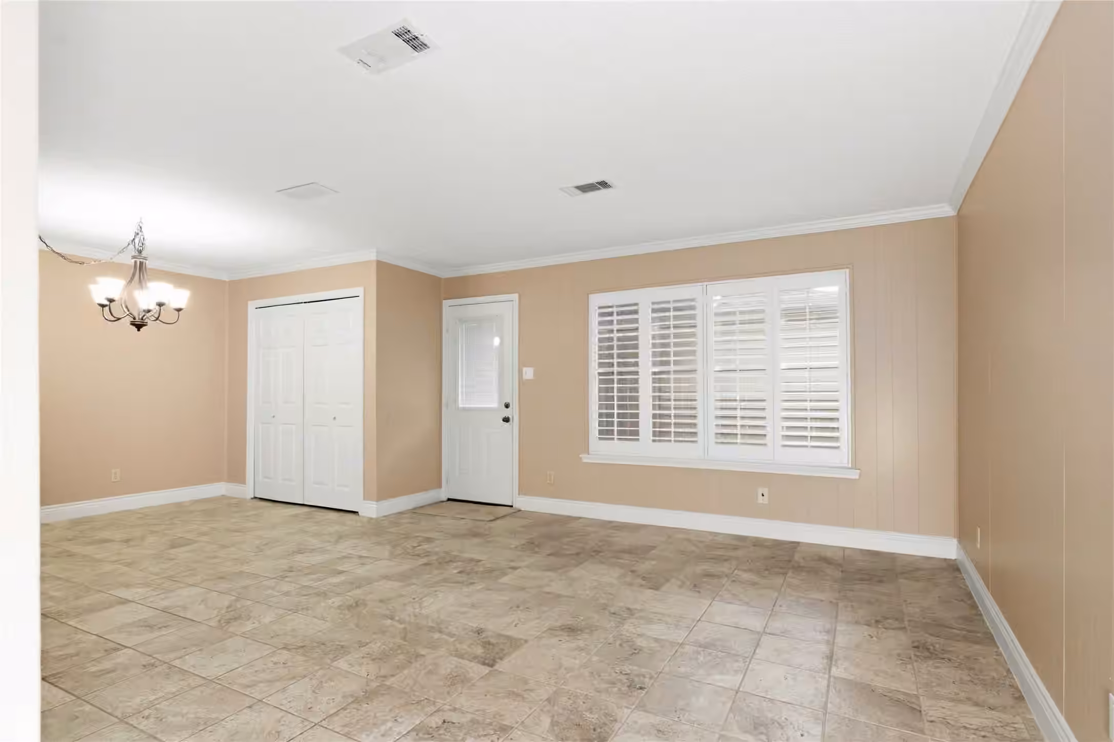Photo 6 of 12176 Beamer Road, Houston, TX