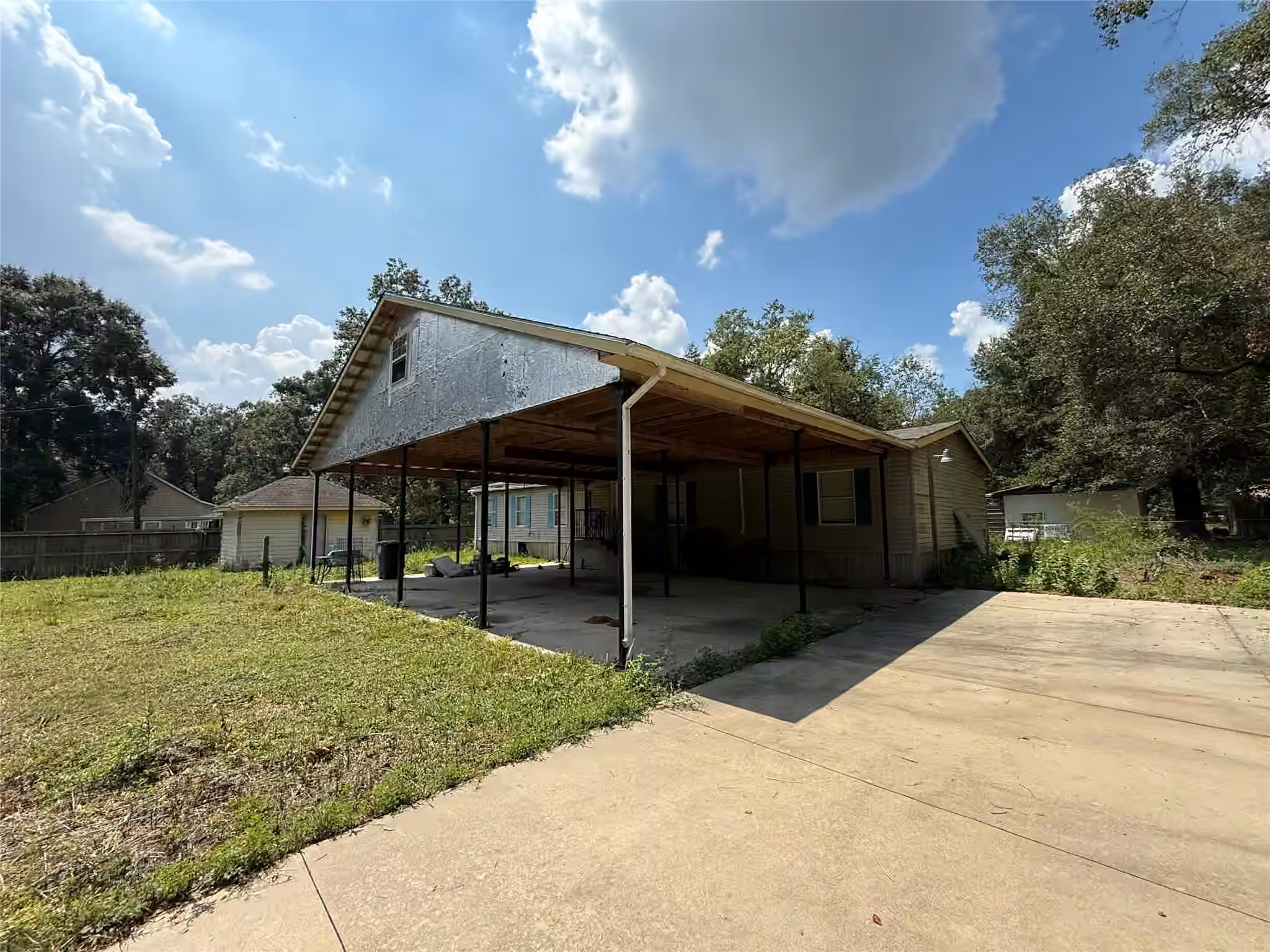 Photo 3 of 16550 Oakwood Drive, Splendora, TX