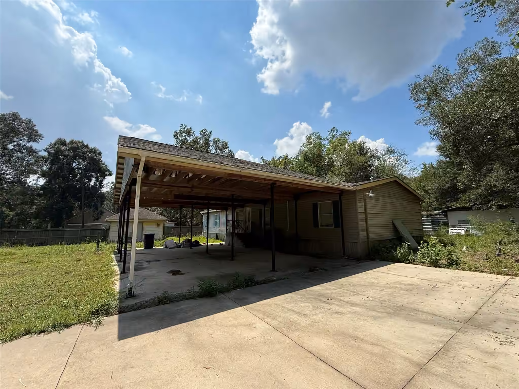 Photo 4 of 16550 Oakwood Drive, Splendora, TX