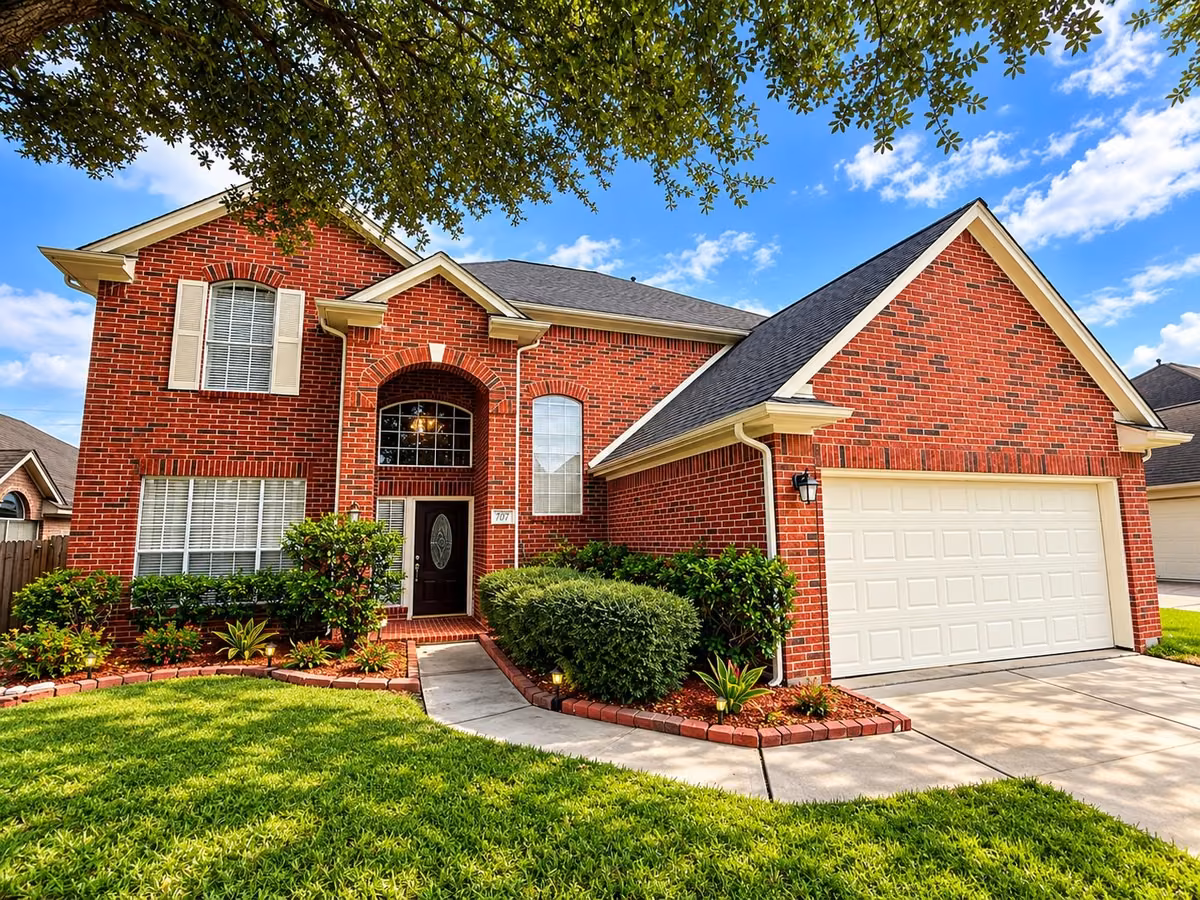 Photo of 707 S Marathon Way, Stafford, TX 77477