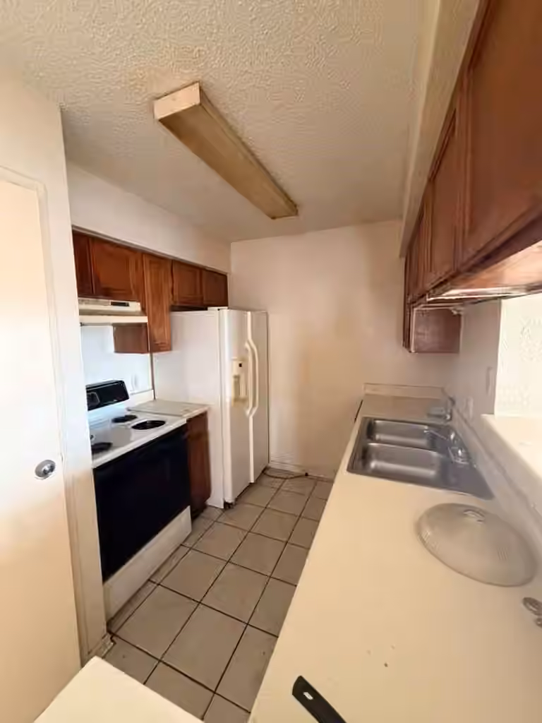 Photo 2 of 10101 S Gessner Road 808, Houston, TX