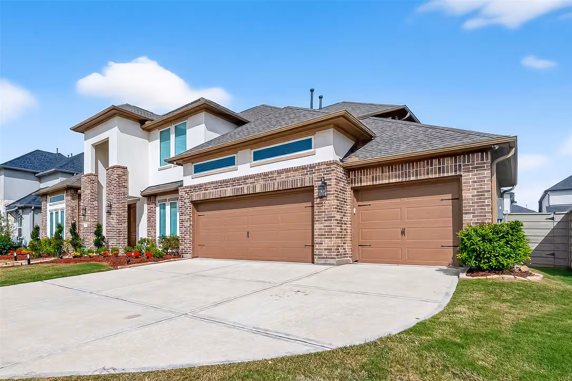 Photo 5 of 4919 Olive Province Lane, Manvel, TX