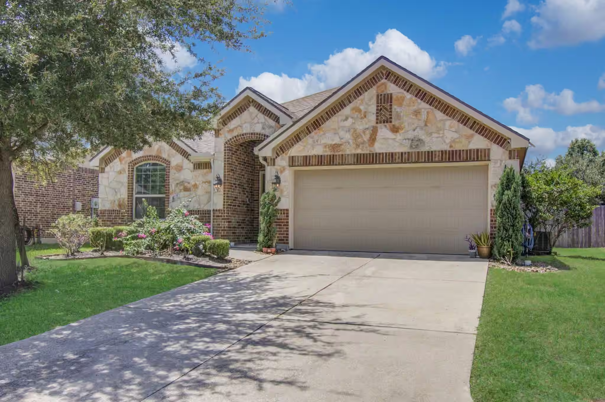 Photo 3 of 19519 Shelby Ridge Lane, Houston, TX